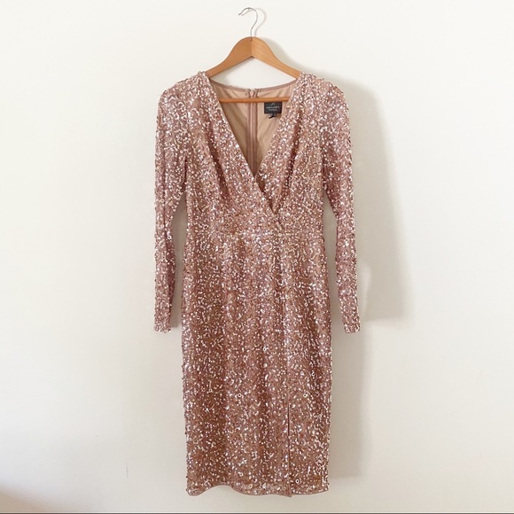 Adrianna Papell Dresses & Skirts - Adrianna Papell Gold Sequin V-Neck Sheath Dress